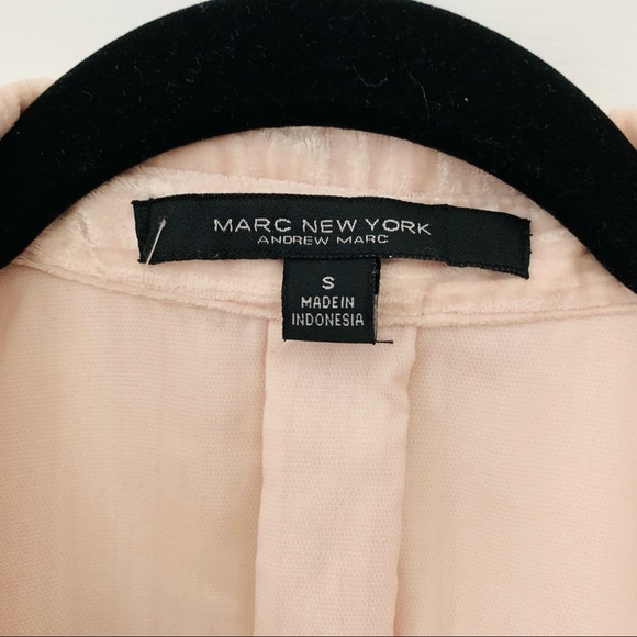 Button down shirt - Picture 2 of 3